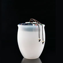Load image into Gallery viewer, White Porcelain Jade Porcelain Transparent Wood Stopper Glass Tea Caddy jar
