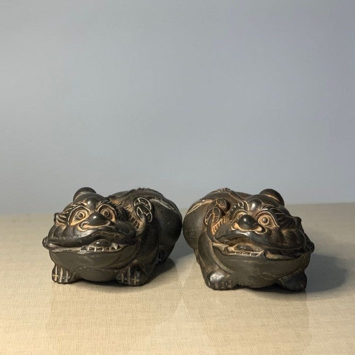 Chinese Vintage Carved Pixiu Ornament