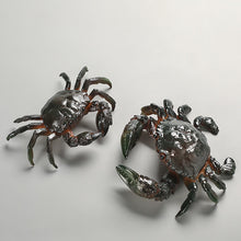 Load image into Gallery viewer, Flushing Color Changing Crab Tea Pet Ornament
