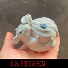 Load image into Gallery viewer, Ceramic Ge Kiln Tea Pet Flower Pet Mouse Cow Pig Elephant Chicken Ru Kiln Ornament

