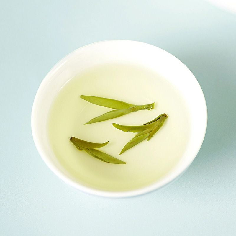 Longjing tea green tea old tea tree green tea spring tea