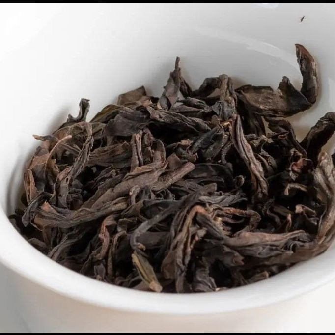 Floral and fruity Dahongpao spring tea Fragrant oolong tea