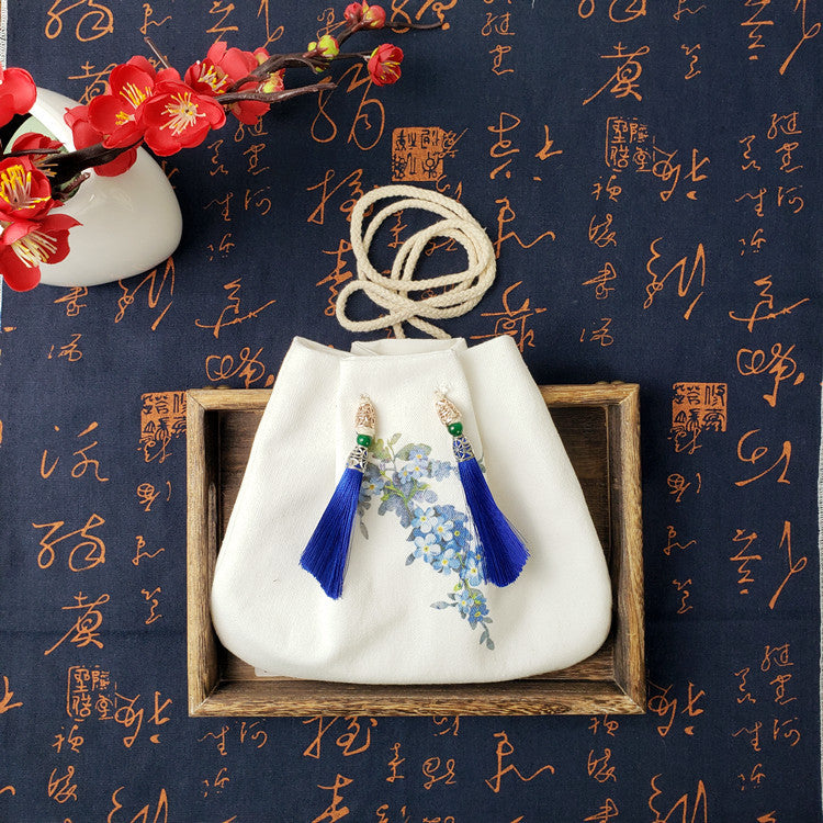 Antique hanfu tassel handbag