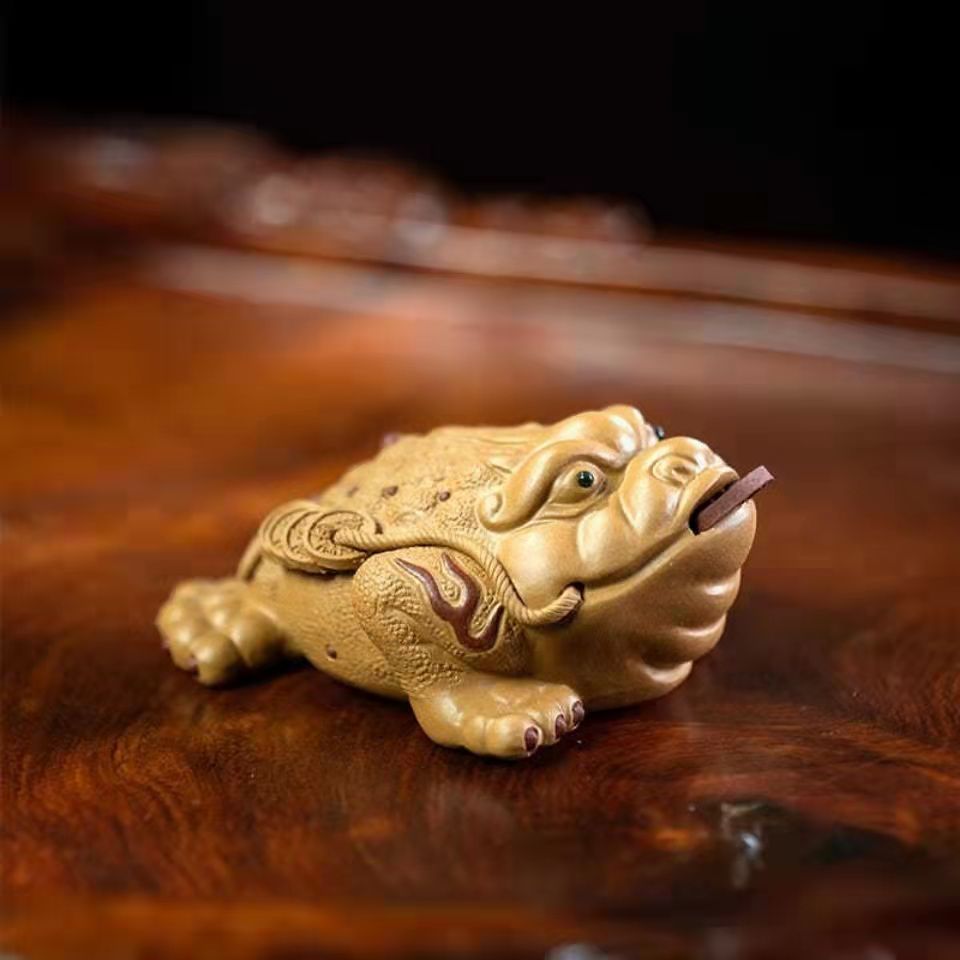 Yixing Purpal Clay Lucky Golden Toad Tea Pet