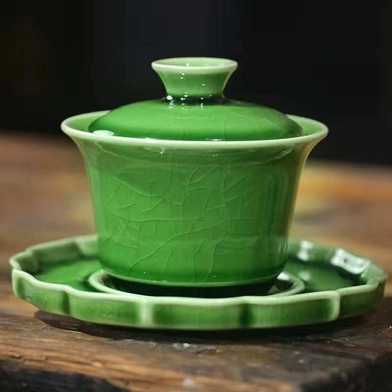 Ice Split Glaze High-Grade Emerald Green Three Color Covered Bowl / Tea Cup / Fair Cup