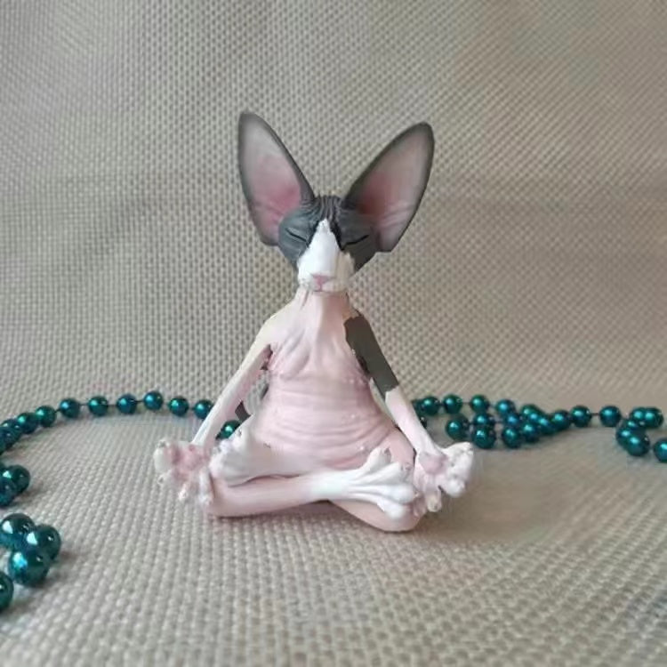 Resin ornaments meditation cat cat meditation sitting