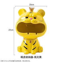 Load image into Gallery viewer, Cute tiger ashtray creative household ceramic living room ashtray decoration
