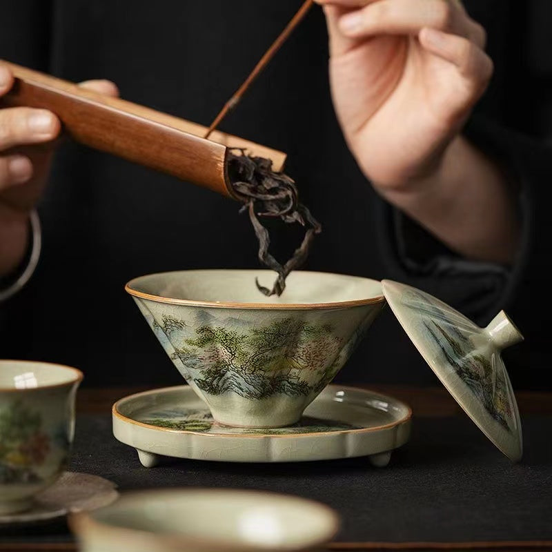 Jingdezhen different Landscape hand-painted gaiwan