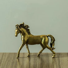 Load image into Gallery viewer, Brass old solid stallion desktop ornament
