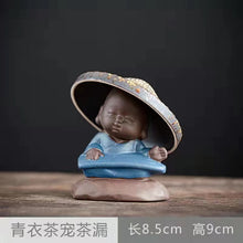 Load image into Gallery viewer, Purple Clay creative little monk tea filter decoration
