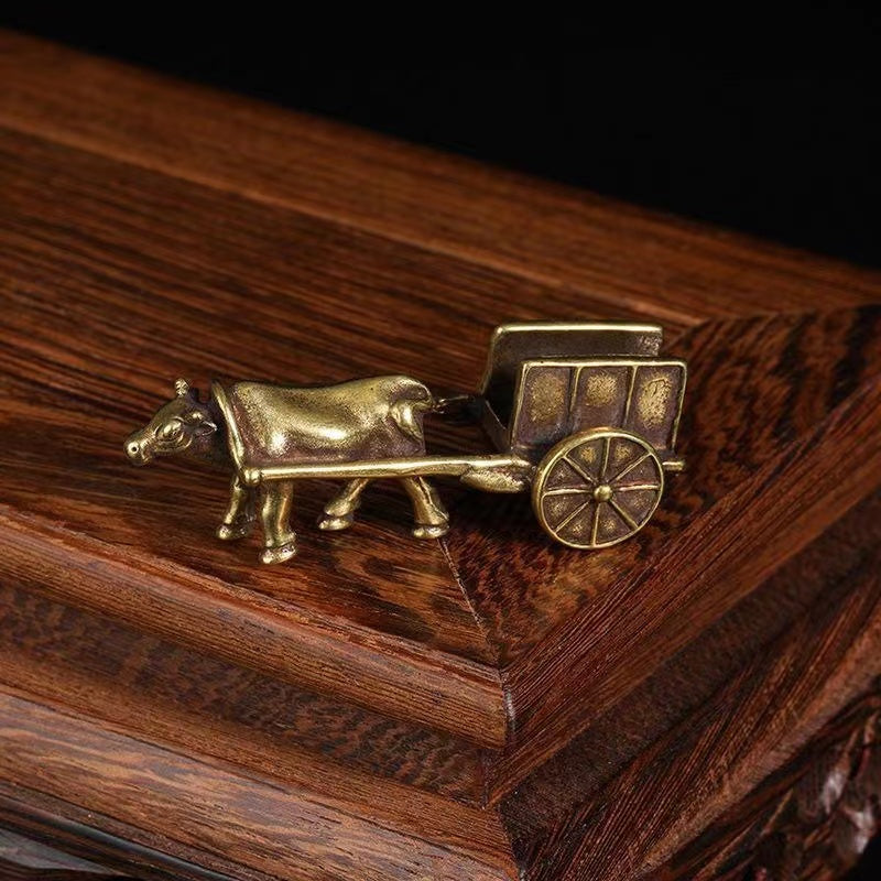 Pure brass cattle cart table decoration