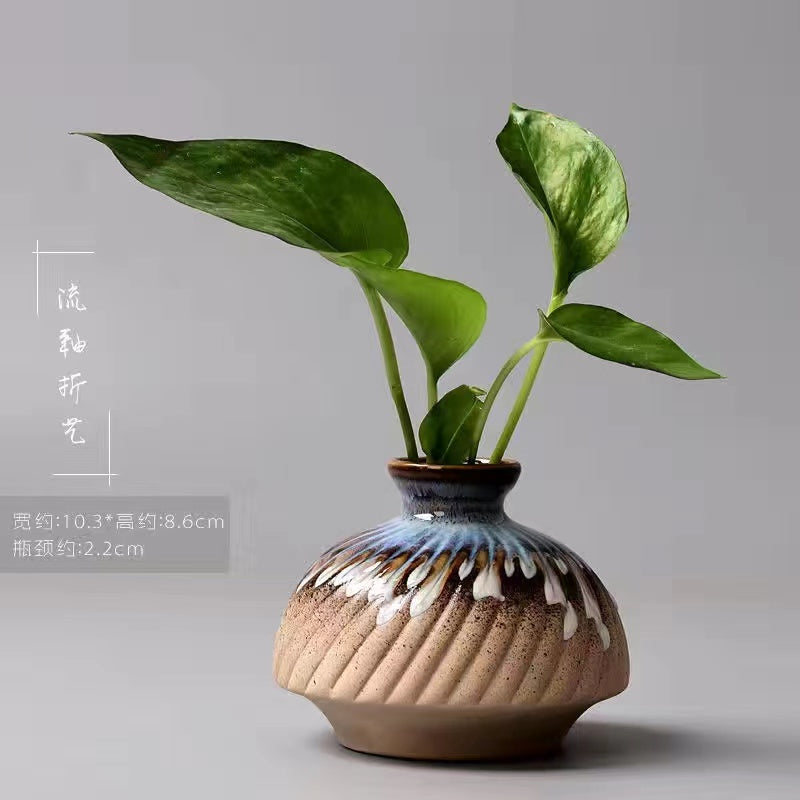 Ceramic vase Ornament