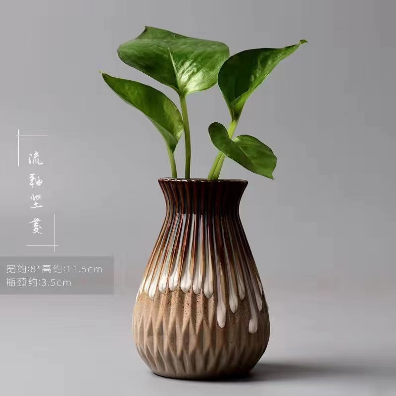 Ceramic vase Ornament