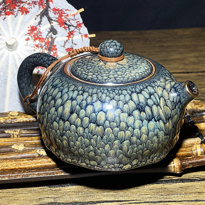 Master Collection--Grey partridge Teapot  (M253)