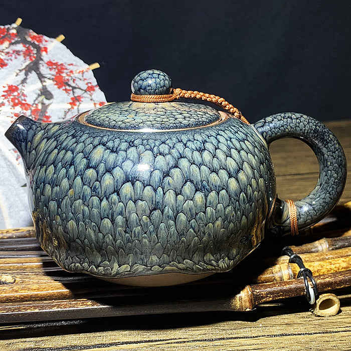 Master Collection--Grey partridge Teapot  (M253)