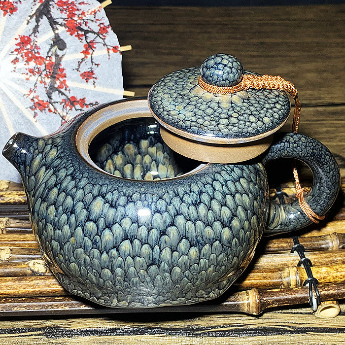 Master Collection--Grey partridge Teapot  (M253)