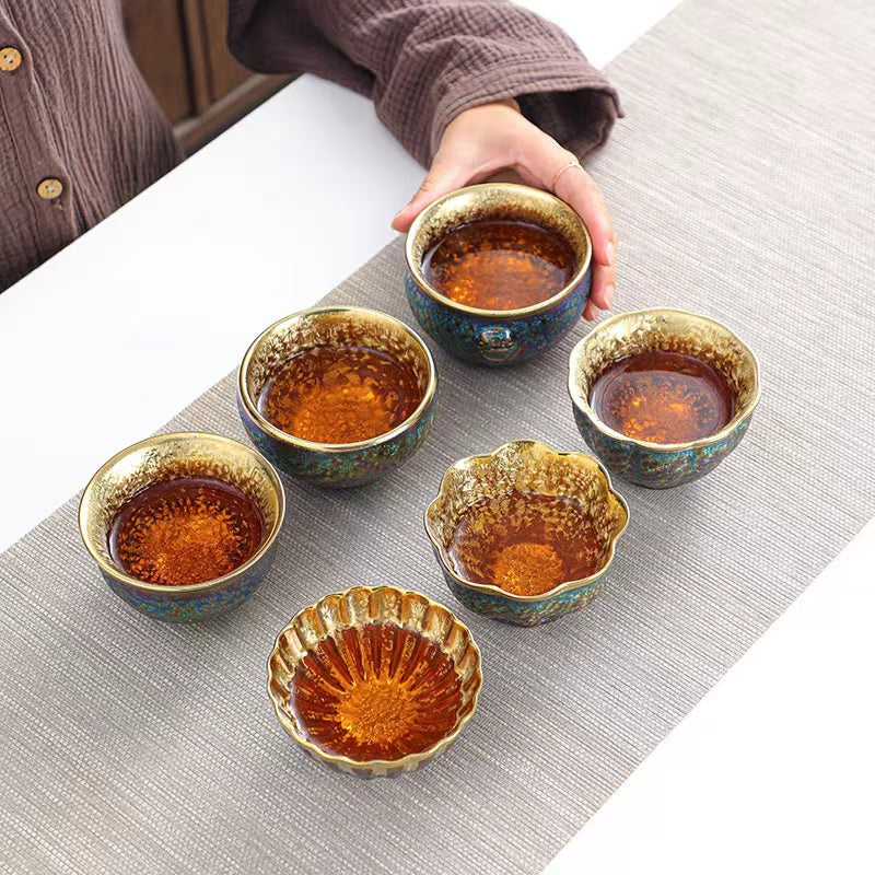 Different Shape Golden Peacock Tea Cup