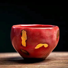Load image into Gallery viewer, Shino Yaki Purple Golden Teacup

