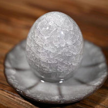 Load image into Gallery viewer, Black ice vintage tea egg ornament
