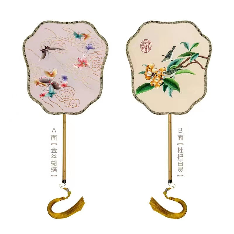 Double-sided silk fan with Su embroidery