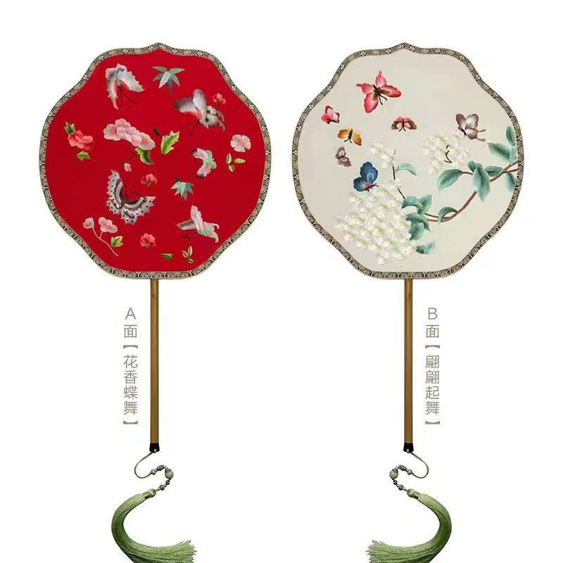 Double-sided silk fan with Su embroidery