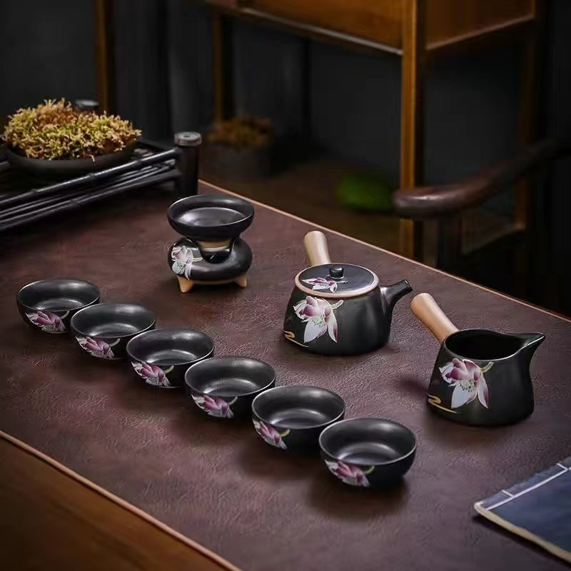 Light and luxurious black pottery tea set