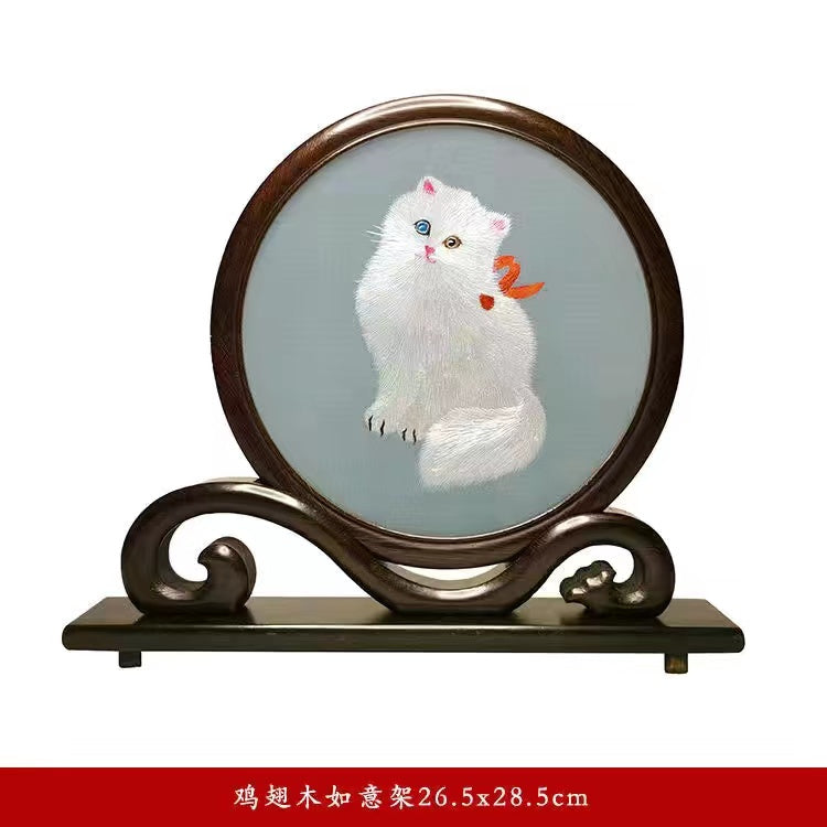 Double-sided hand-made ornaments of Hunan embroidery inviting wealthy Persian white cat