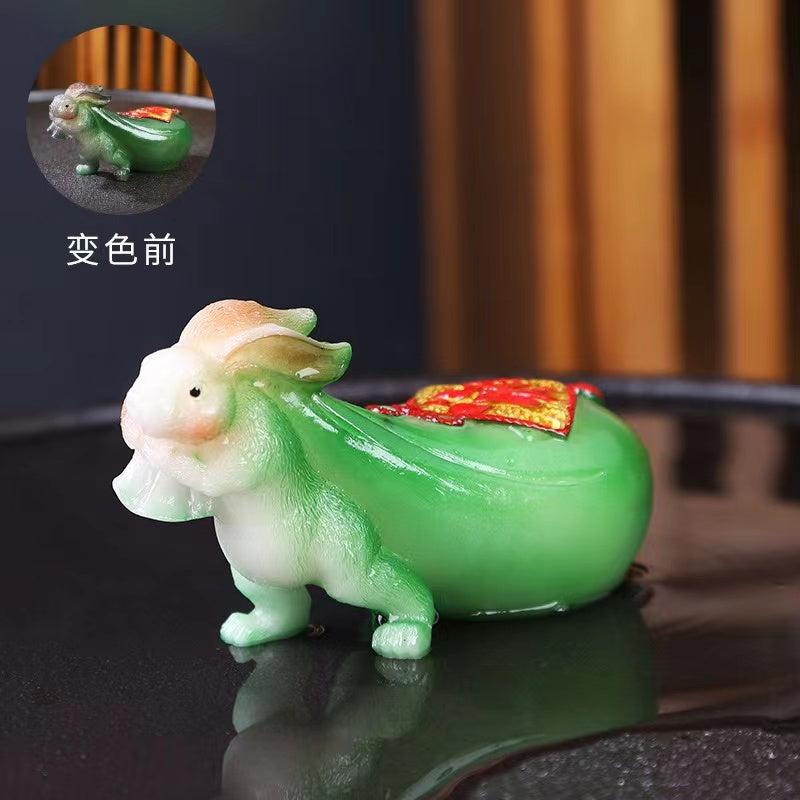 Creative boutique Little Rabbit Year of Rabbit color changing tea accessories