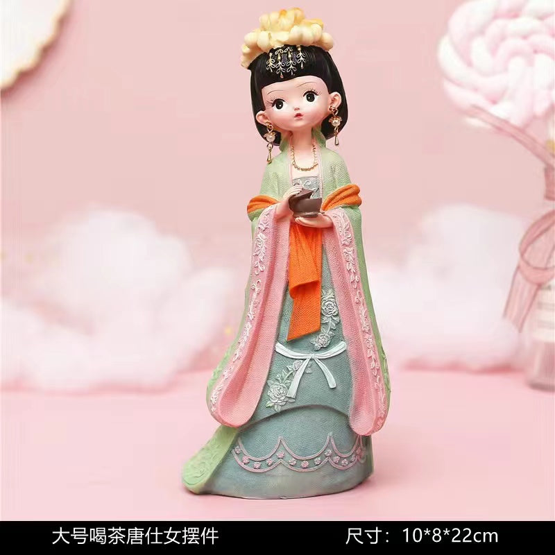 Ancient Chinese clothing Tang rhyme girl doll