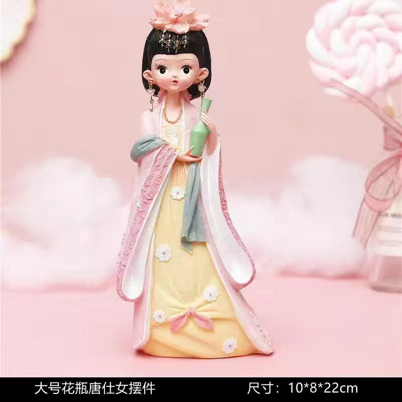 Ancient Chinese clothing Tang rhyme girl doll