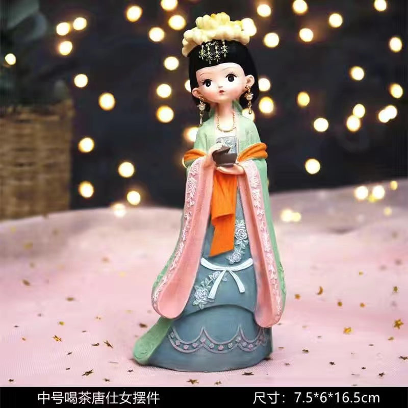 Ancient Chinese clothing Tang rhyme girl doll