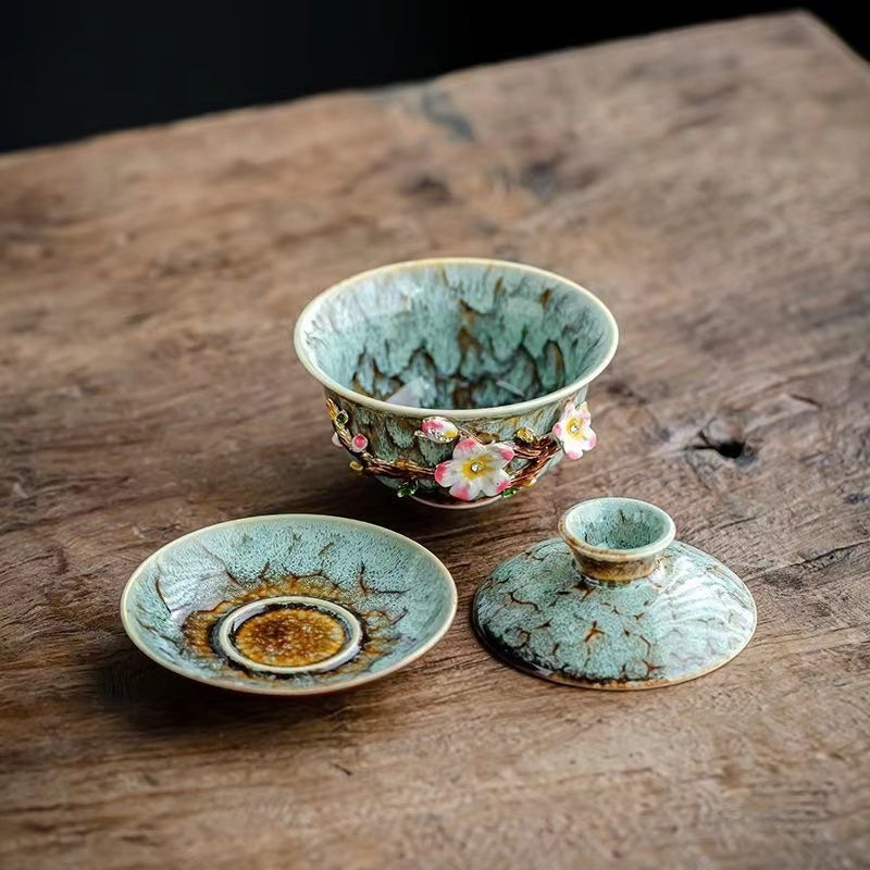 Kung Fu teapot with gold inlaid jade plum blossom ceramic bowl cover