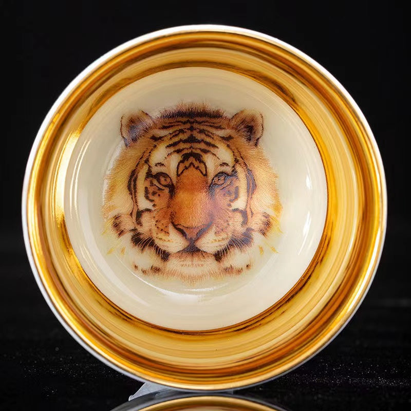 Master Collection----  Hand-painted tiger Gilt Teacup (M450)