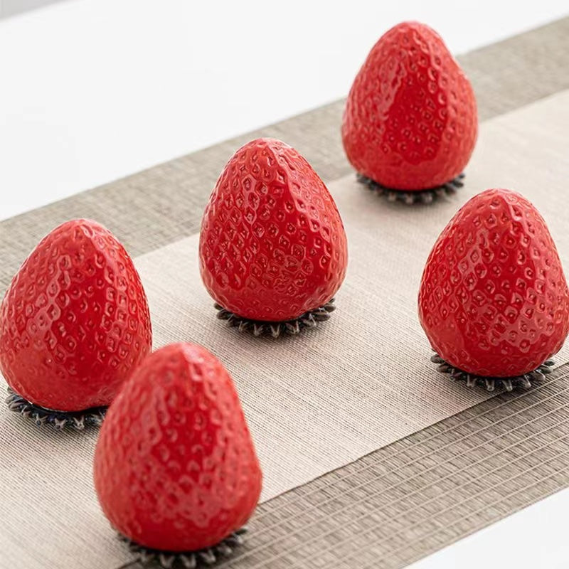 Mini Ceramic Simulated Strawberry Tea jar