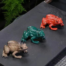 Load image into Gallery viewer, Ceramic Frog Tea Favourites
