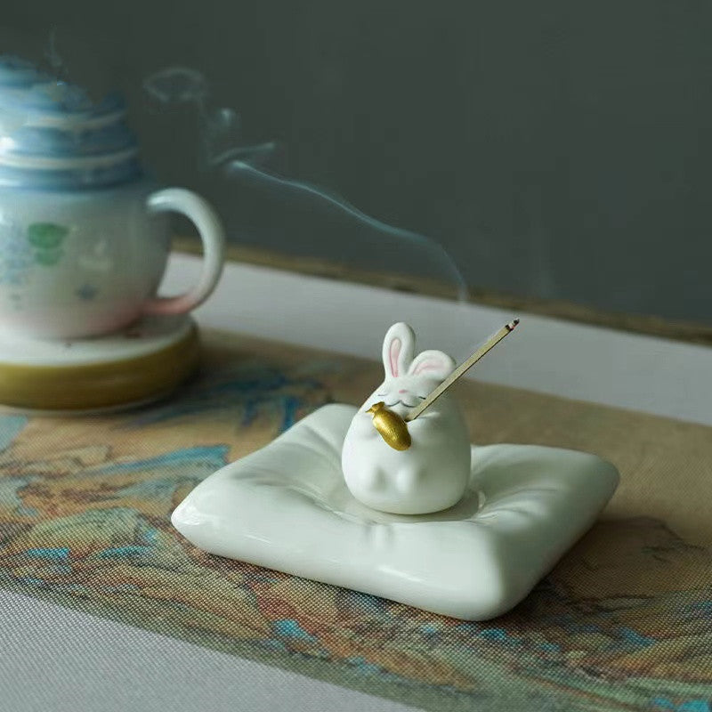 Ceramic Jade Rabbit Incense Tea Pet