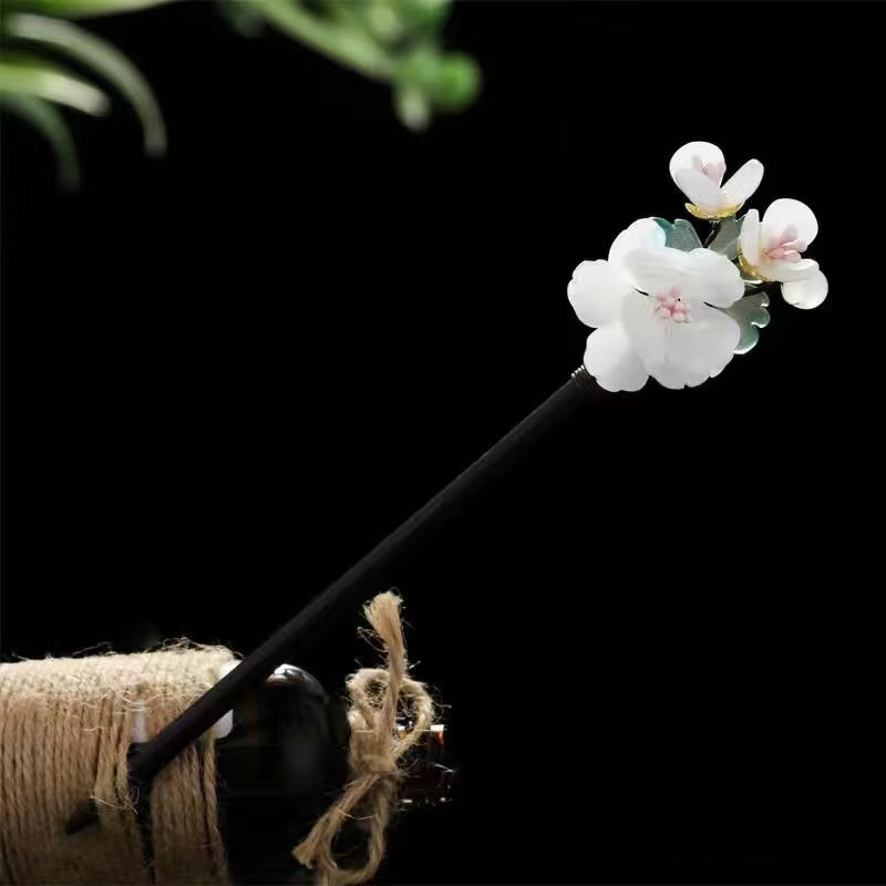 Hairpin Chinese style classical chicken wing wood hairpin