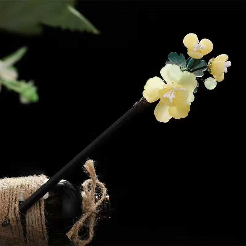 Hairpin Chinese style classical chicken wing wood hairpin