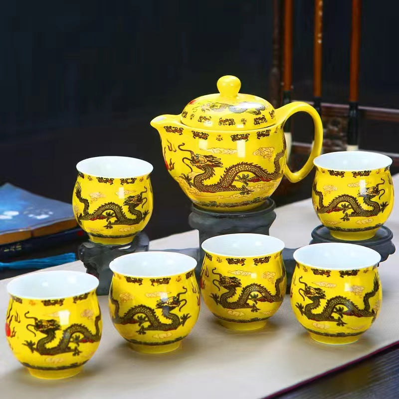 Ceramic set of teacups and teapots