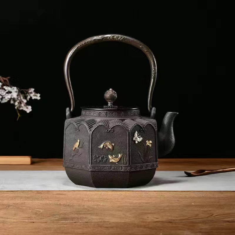 Purely handmade embossed old iron kettle