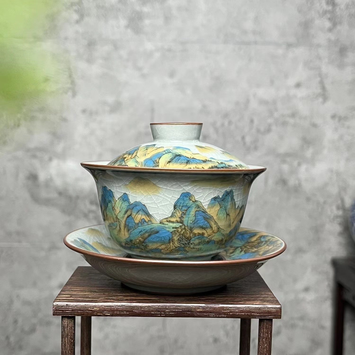 Jingdezhen Qianlijiang Mountain handmade covered bowl Tea cup