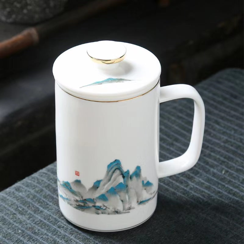 Ceramic tea mug with lid Thousands of miles of rivers and mountains mug