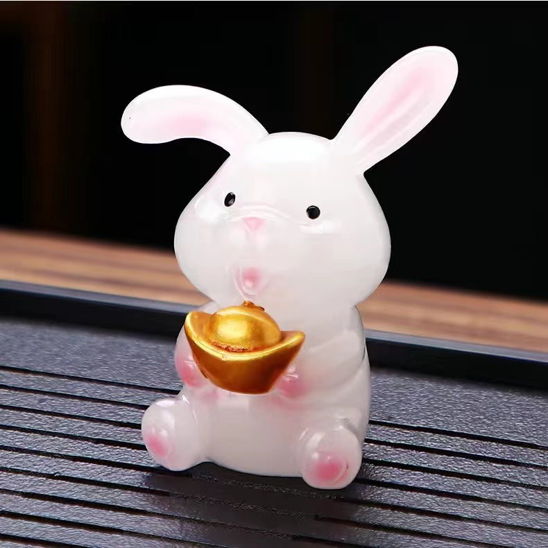 Yuanbao rabbit tea pet discolored tea pet when exposed to heat