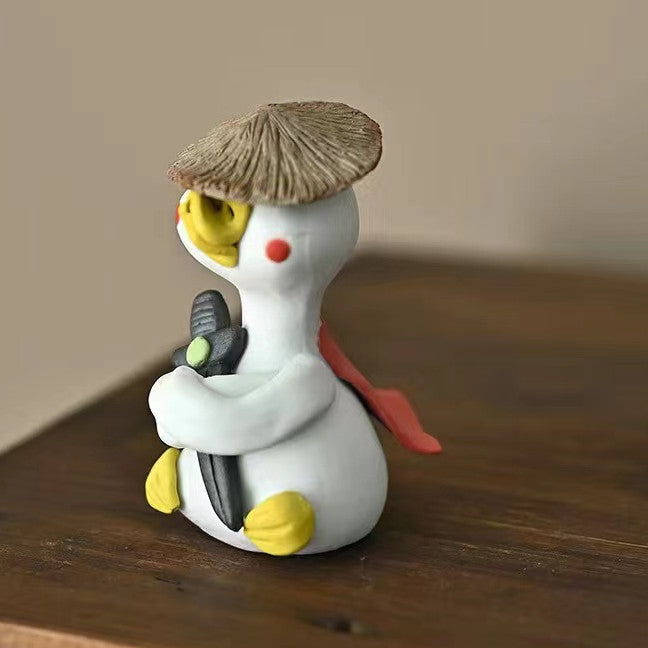 Jingdezhen hand-kneaded ceramic duck small ornaments tea pet