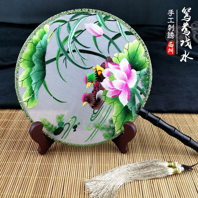 Suzhou embroidery round double-sided embroidery fan