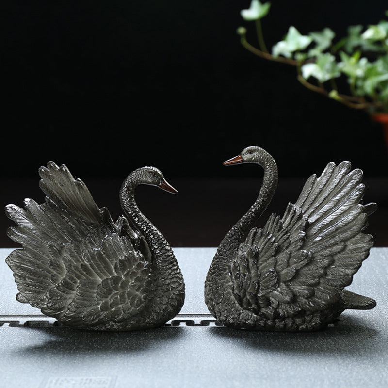 Color changing swan tea pet