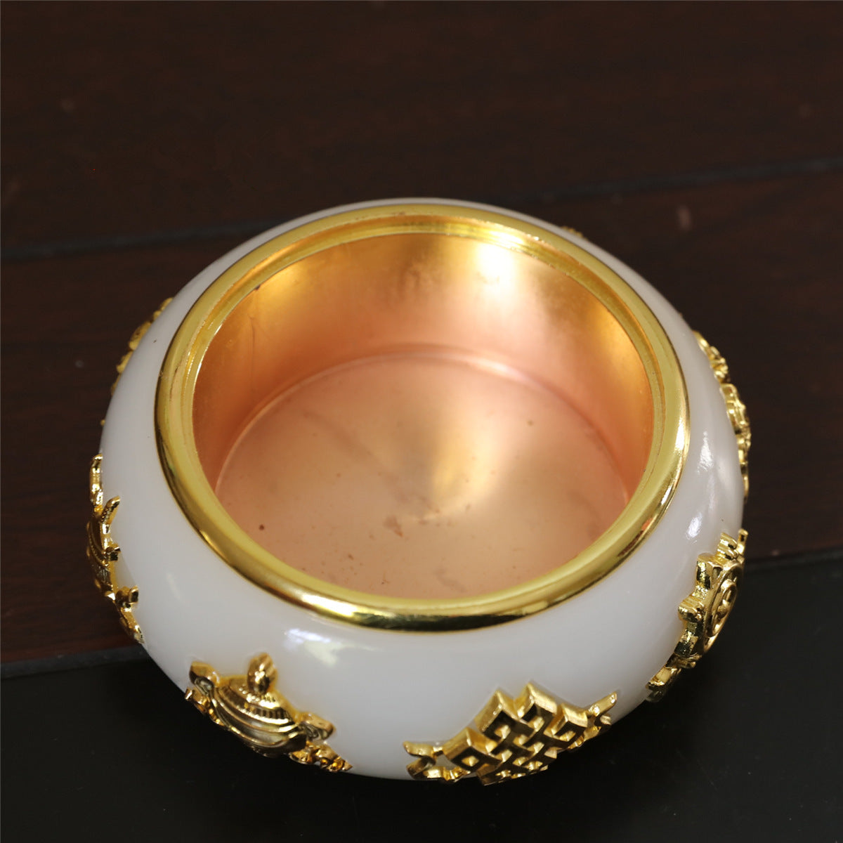 Eight treasures and eight auspicious incense burner