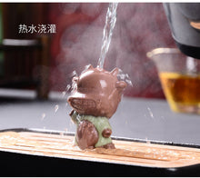 Load image into Gallery viewer, Peeing ox purple clay tea pet
